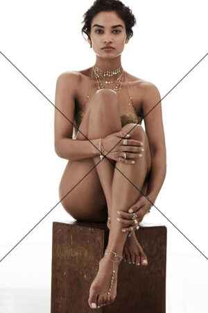 Shanina Shaik with Layered Jewelry – 6"x4" Photo Print