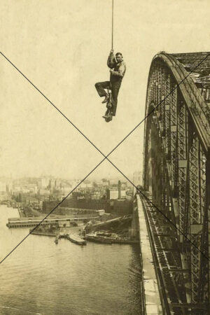 Sydney Harbour Bridge Construction Worker Hanging Photo Print 6" x 4"