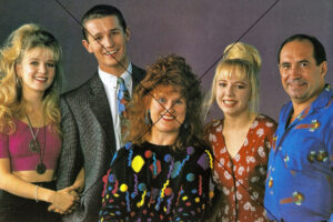 Hampton Court Cast Photo Print 6" x 4"