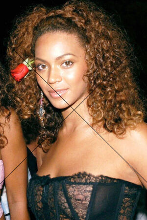 Beyonce With Red Rose And Curly Hair Photo Print 6" x 4"