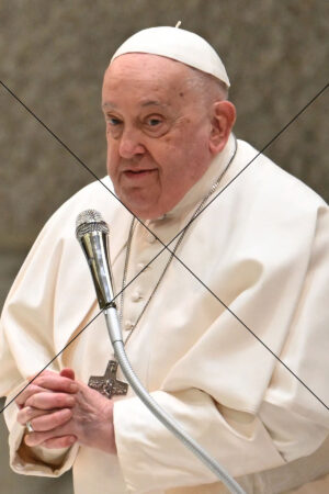 Pope Francis Speaking Into Microphone Photo Print 6" x 4"