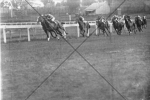 Finish At Moorefield Races 1934 Photo Print 6" x 4"