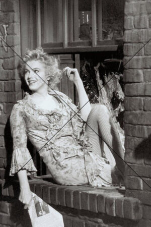 Marilyn Monroe Vintage Film Scene Window Pose Photo Print 6" x 4"