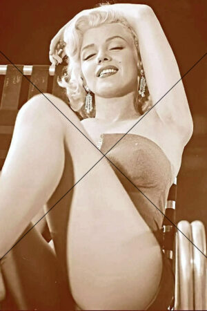 Marilyn Monroe Relaxing On A Deck Chair Photo Print 6" x 4"