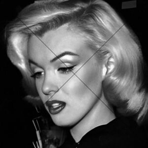 Marilyn Monroe Classic Glamour Pose Photo Print 6" x 6"