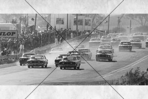 Start of Bathurst 500 Race Mount Panorama 1971 Photo Print 6" x 4"