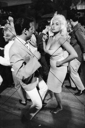Jayne Mansfield Dancing at Whisky à Go Go 1964 Photo Print 6" x 4"