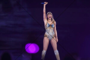 Taylor Swift Performing in Sparkling Blue-Gold Outfit Photo Print 6" x 4"