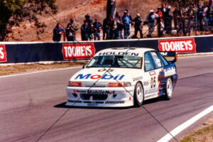 Peter Brock VS Commodore MobilNet 05 Corner Shot 1994 Photo Print 6" x 4"