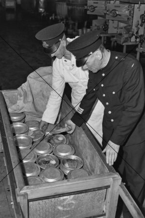 Food inspection by guards at Parramatta Gaol Photo Print 6" x 4"