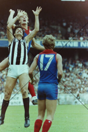Peter Moore & David Cloke VFL Mark Contest Photo Print 6" x 4"