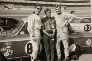 Allan Moffat Vince Woodfield Jim McKeown Daytona 6" x 4" Photo Print
