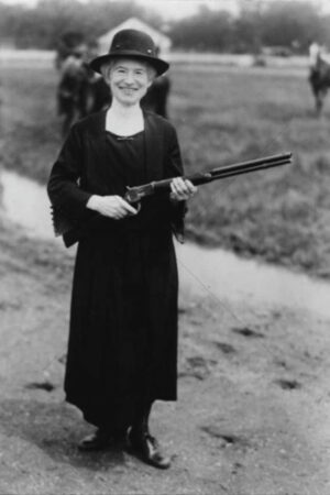 Annie Oakley Holding a Rifle 6" x 4" Photo Print