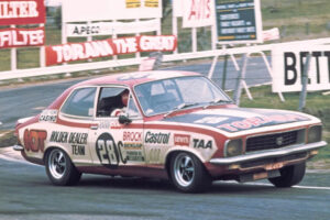 Torana Racing at Bathurst 1972 6" x 4" Photo Print