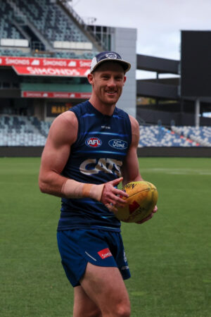 Jed Bews Prepares To Pass – 6" x 4" Photo Print