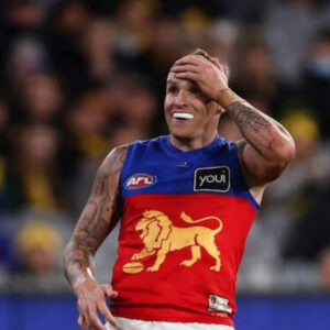 Mitch Robinson Shocked Reaction Alt 6" x 6" Photo Print