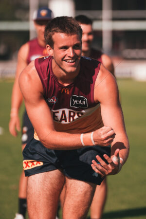 Ty Gallop Mid-Drill at Training for Lions 6" x 4" Photo Print