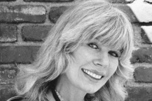 Loretta Swit Portrait in Los Angeles, 1983 – 6" x 4" Photo Print