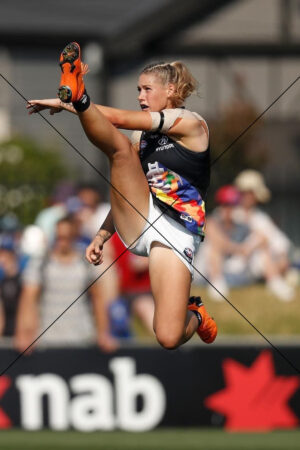 Tayla Harris AFLW High Kick Action Photo Print 6" x 4"