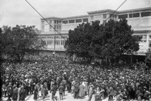 Packed Crowd at Caulfield Race Track c1925 Photo Print 6" x 4"