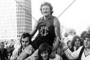 Kevin Murray Celebrated by Fans Photo Print 6" x 4"