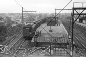 Electric Train at Essendon Station, Historic View Photo Print 6" x 4"