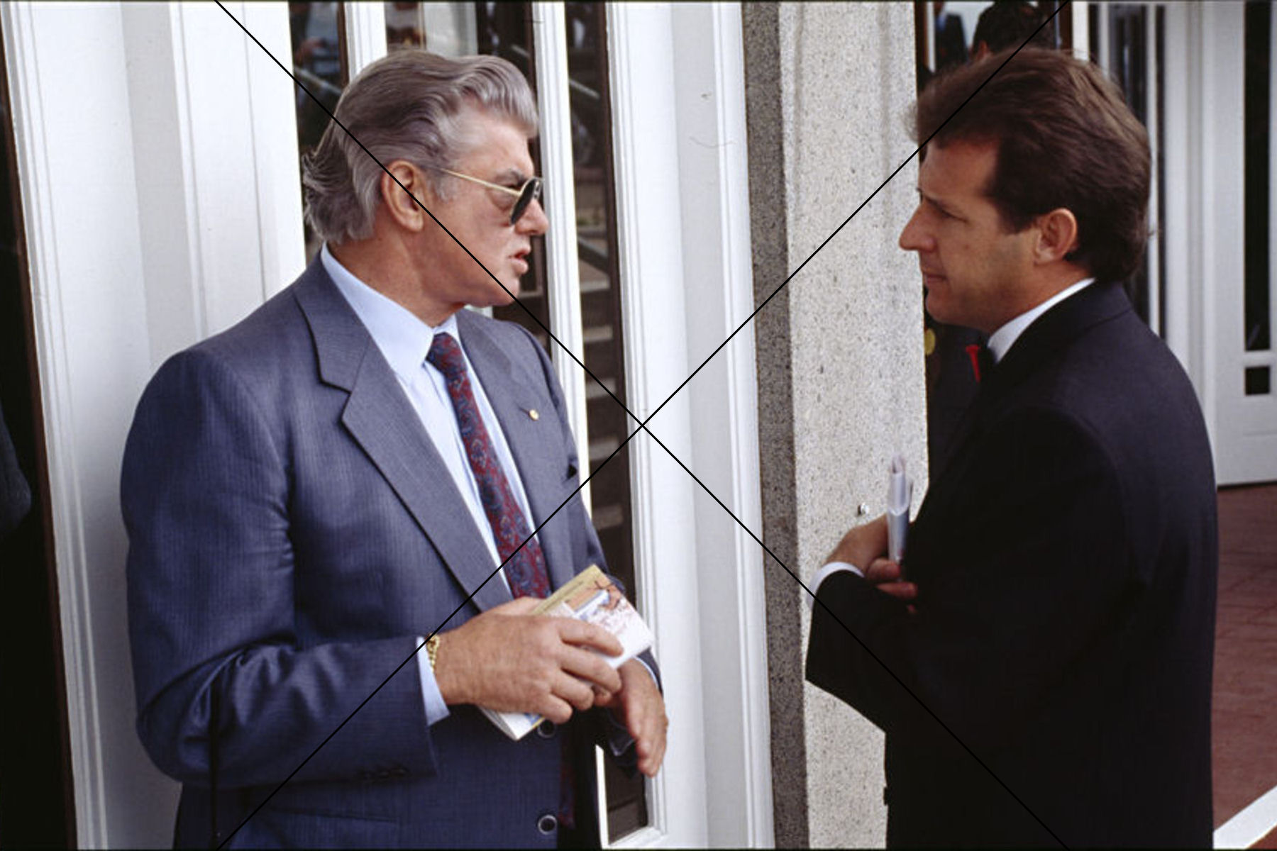 Bart Cummings & Michael Fraser Talk Racing - 6" x 4" Photo Print