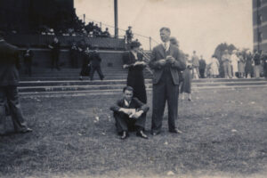 Rosehill Spectators in Front of Grandstand – 1930s 6" x 4" Photo Print