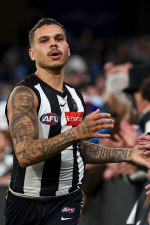 Bobby Hill Slaps Hands with Crowd 6" x 4" Photo Print