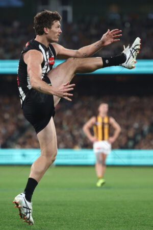 Brody Mihocek Kicks Long Range Shot 6" x 4" Photo Print