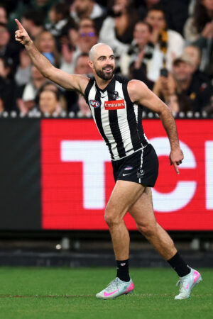 Steele Sidebottom pointing in celebration 6" x 4" Photo Print