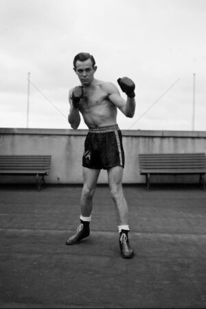 Laurie Downey Posing in Gloves, Australia c1948 6" x 4" Photo Print