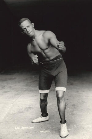 Lee Johnson Boxing Portrait in Fighting Pose 6" x 4" Photo Print