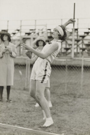 Nell Gould Throwing Discus NSW c.1937 6" x 4" Photo Print