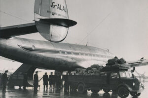 Historic Vintage Aeroplane Captured In 6" x 4" Photo Print
