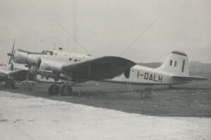 Historic Vintage Aeroplane Captured In 6" x 4" Photo Print