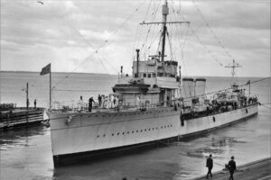 HMAS Anzac 6" x 4" Photo Print