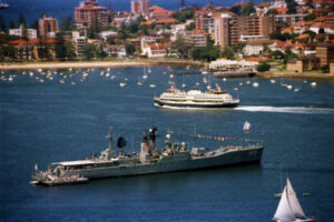 HMAS Derwent In North Harbour 6" x 4" Photo Print