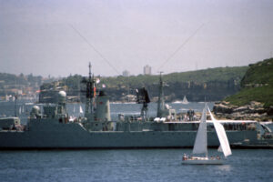 HMAS Derwent In North Harbour 6" x 4" Photo Print