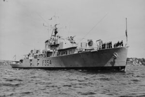 HMAS Gascoyne 6" x 4" Photo Print