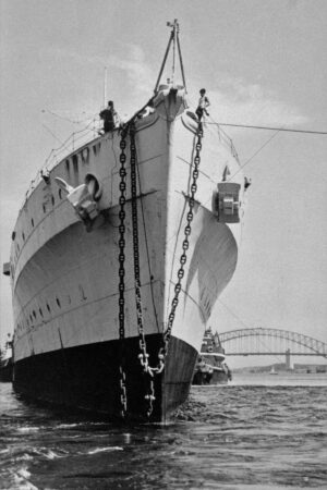 HMAS Hobart 6" x 4" Photo Print