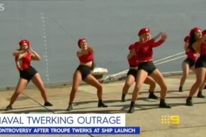 HMAS Supply Commisioning 6" x 4" Photo Print