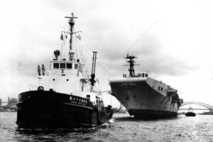 HMAS Sydney To The Breakers 6" x 4" Photo Print