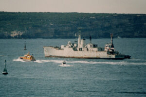 HMAS Yarra To The Breakers 6" x 4" Photo Print