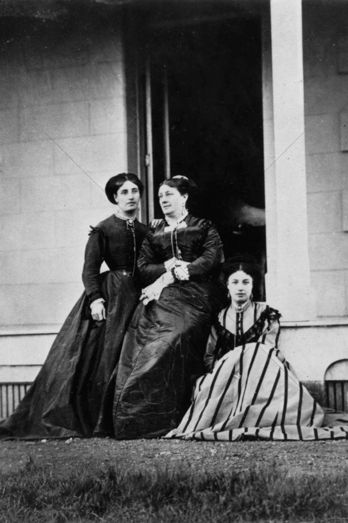 Early 1900s Women's Fashion Scene, Victoria Australia 6" x 4" Photo Print