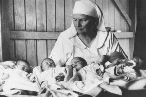 Matron Whitehead, St Aubyn's Hospital, Kingaroy c.1925 6" x 4" Photo Print