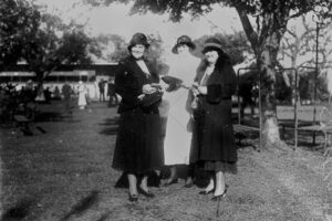 Mesdames Shean Glover And Bishop At Albion Park 1932 6" x 4" Photo Print