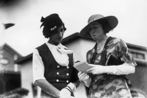 Two Women Picking A Winner At The Races Brisbane 1933 6" x 4" Photo Print