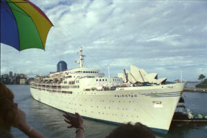 Fairstar February 1990 Australia Cruise Ship 6" x 4" Photo Print
