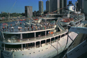 Fairstar Last Trip Australia Cruise Ship 6" x 4" Photo Print